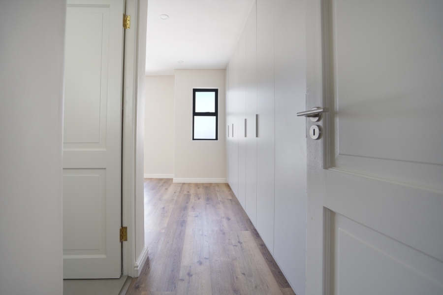 2 Bedroom Property for Sale in Sandown Western Cape